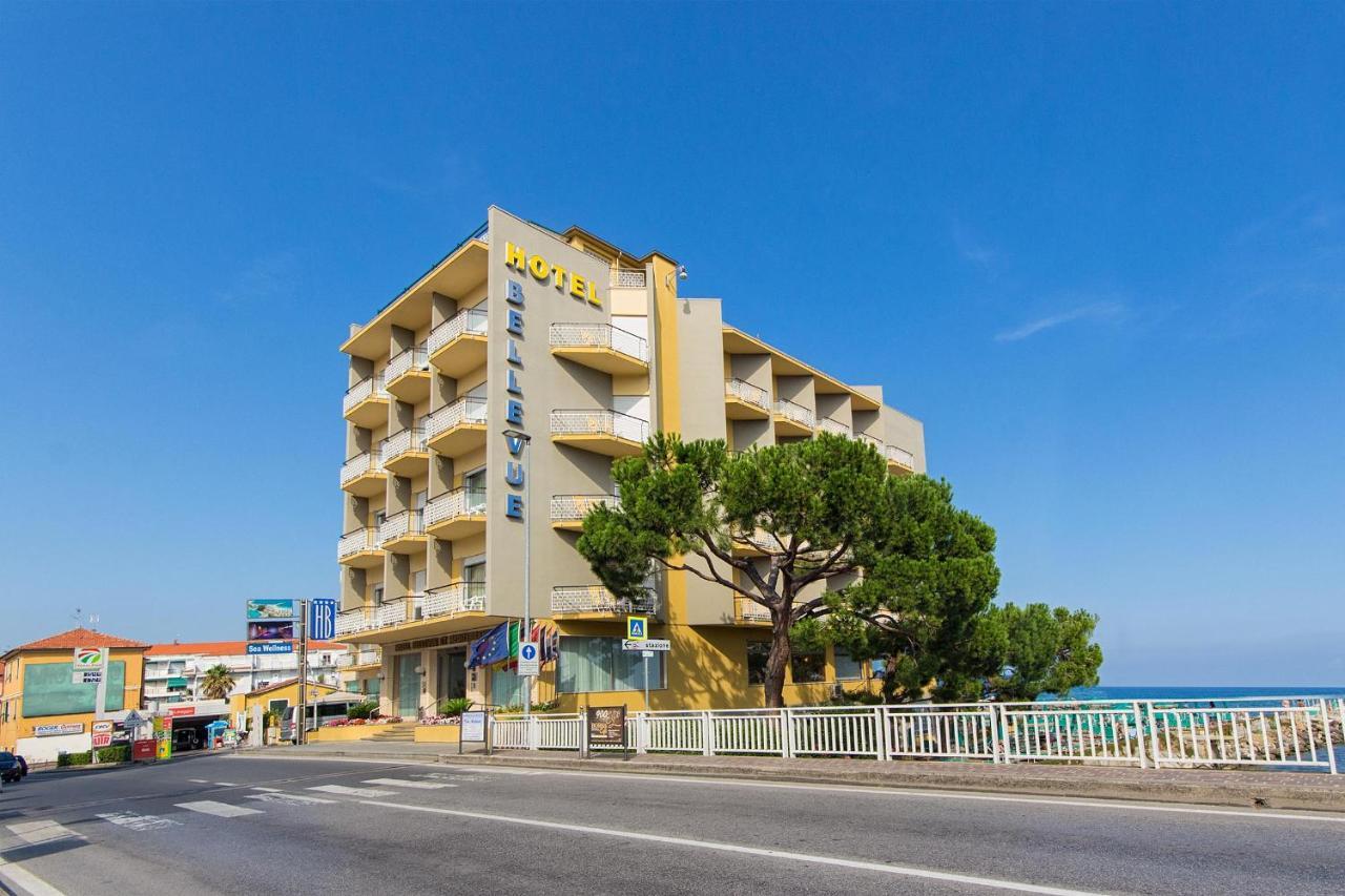 Hotel Bellevue Et Mediterranee Diano Marina Exterior foto